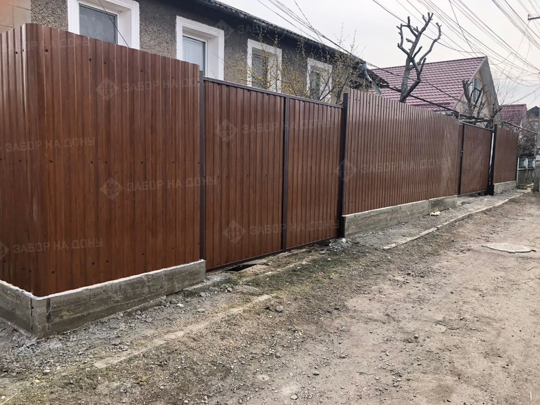 Распашные ворота из профлиста  в Пролетарске